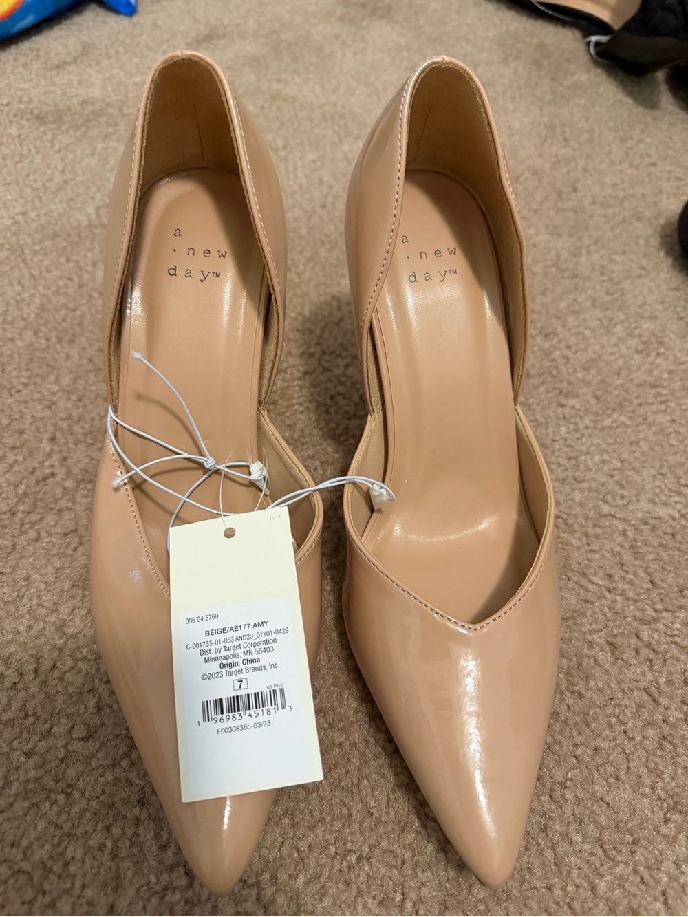 A new day heels size 7 NWT